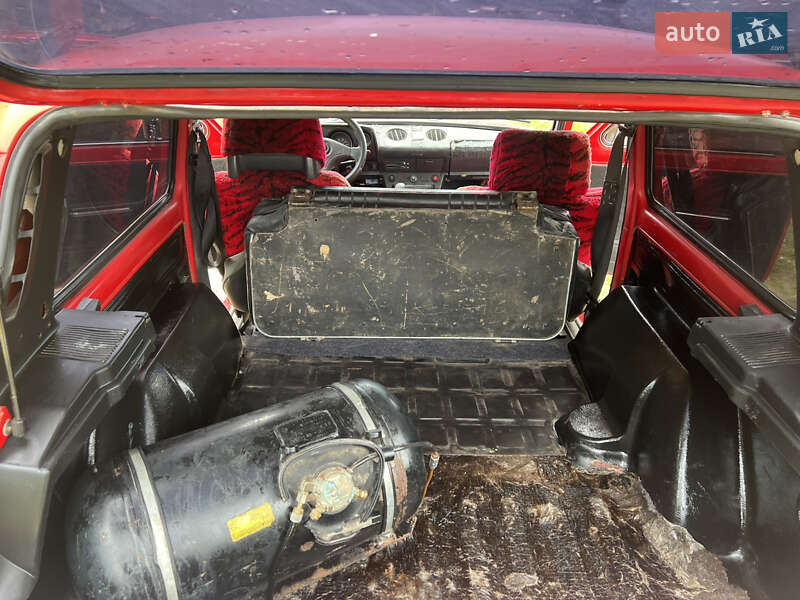 Позашляховик / Кросовер ВАЗ / Lada 2121 Нива 1985 в Кременці