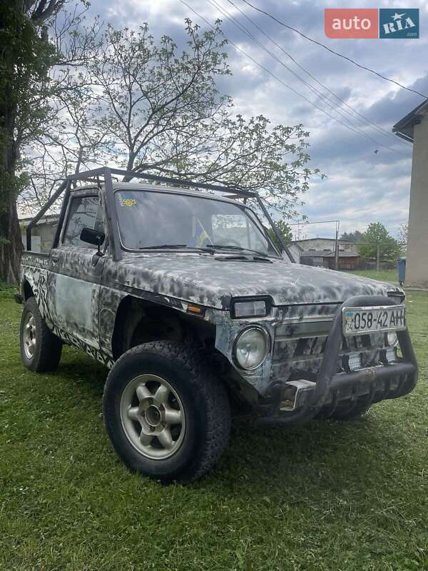 Позашляховик / Кросовер ВАЗ / Lada 2121 Нива 1981 в Вижниці
