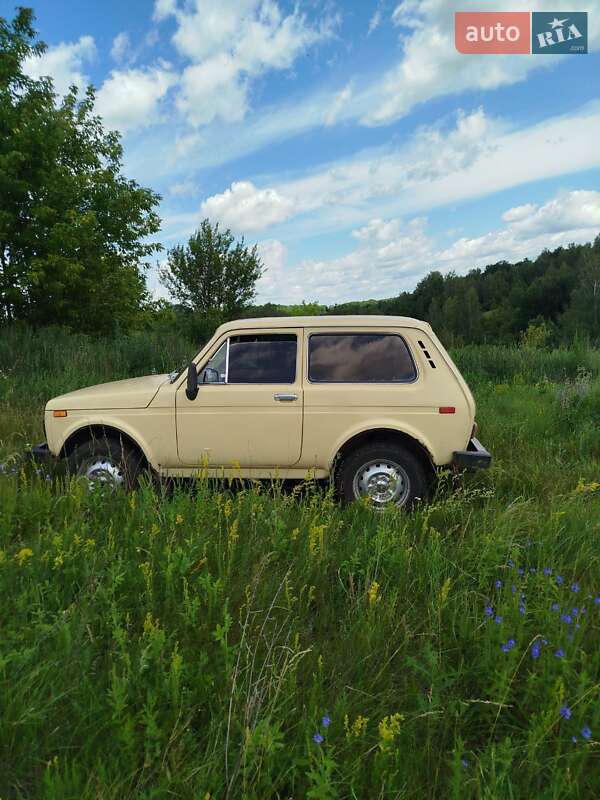 Внедорожник / Кроссовер ВАЗ / Lada 2121 Нива 1986 в Сумах