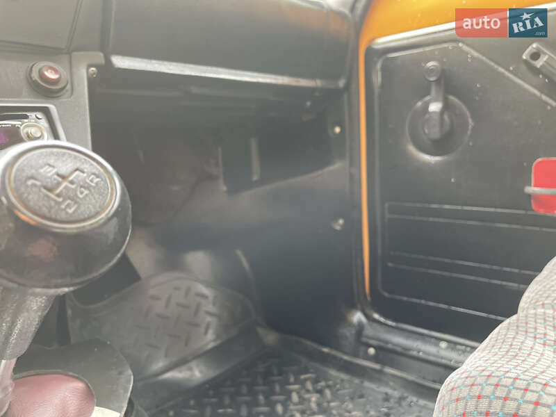 Внедорожник / Кроссовер ВАЗ / Lada 2121 Нива 1984 в Ровно