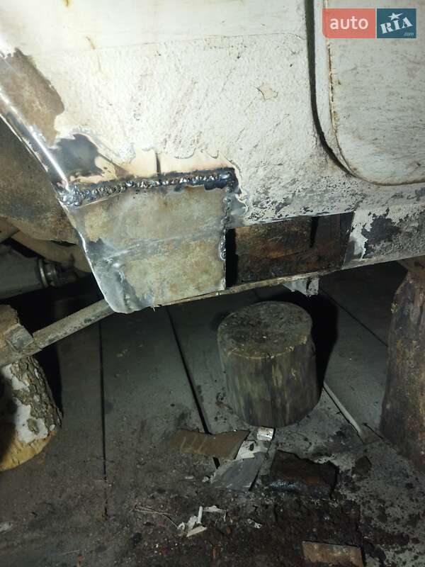Внедорожник / Кроссовер ВАЗ / Lada 2121 Нива 1987 в Славутиче фото 6 Внедорожник / Кроссовер ВАЗ / Lada 2121 Нива 1987 в Славутиче