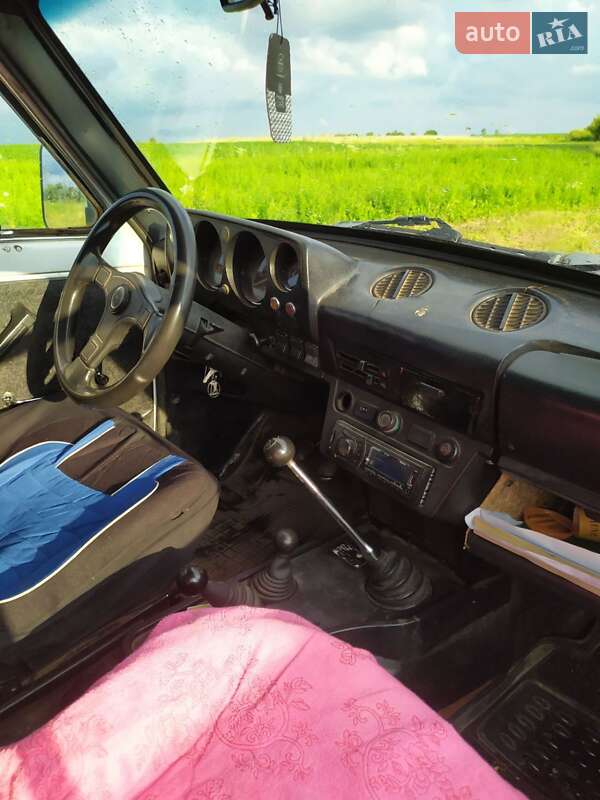 Внедорожник / Кроссовер ВАЗ / Lada 2121 Нива 1991 в Славуте фото 4 Внедорожник / Кроссовер ВАЗ / Lada 2121 Нива 1991 в Славуте