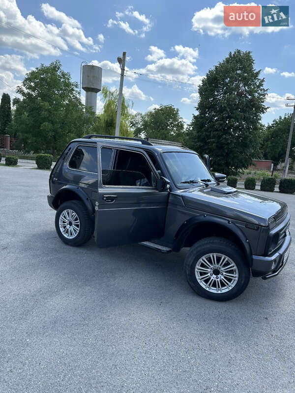 Позашляховик / Кросовер ВАЗ / Lada 2121 Нива 1989 в Києві