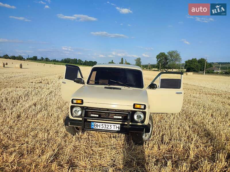 ВАЗ / Lada 2121 Нива 1988 ВАЗ / Lada 2121 Нива 1988