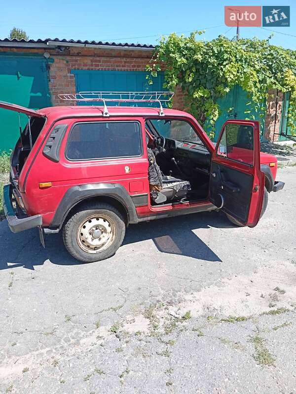 Внедорожник / Кроссовер ВАЗ / Lada 2121 Нива 1991 в Харькове фото 4 Внедорожник / Кроссовер ВАЗ / Lada 2121 Нива 1991 в Харькове