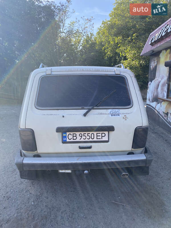 Внедорожник / Кроссовер ВАЗ / Lada 2121 Нива 1990 в Бобровице фото 5 Внедорожник / Кроссовер ВАЗ / Lada 2121 Нива 1990 в Бобровице