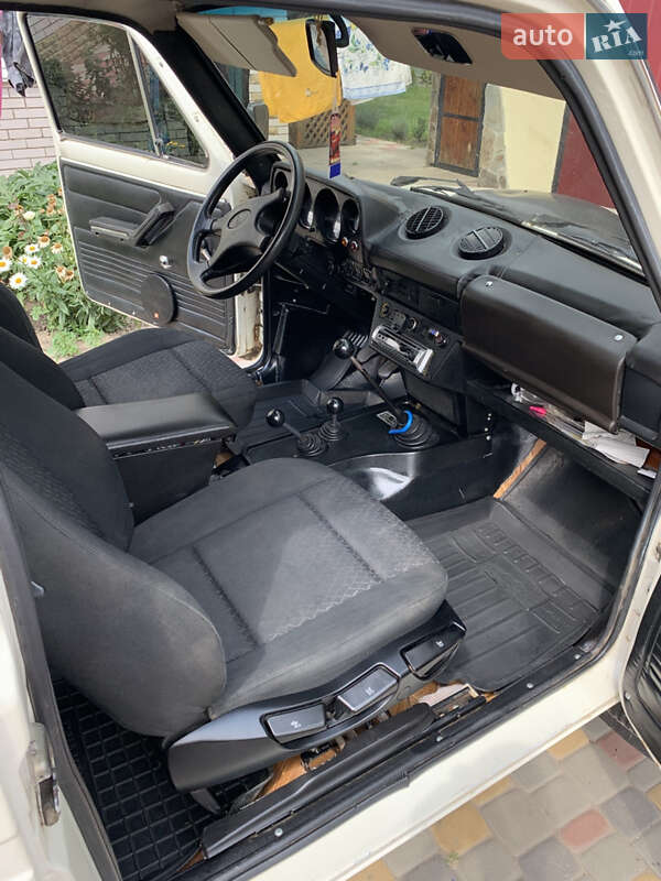 Внедорожник / Кроссовер ВАЗ / Lada 2121 Нива 1990 в Бобровице фото 7 Внедорожник / Кроссовер ВАЗ / Lada 2121 Нива 1990 в Бобровице