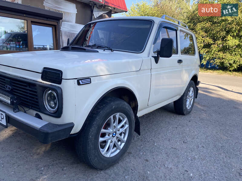 Внедорожник / Кроссовер ВАЗ / Lada 2121 Нива 1990 в Бобровице фото 4 Внедорожник / Кроссовер ВАЗ / Lada 2121 Нива 1990 в Бобровице