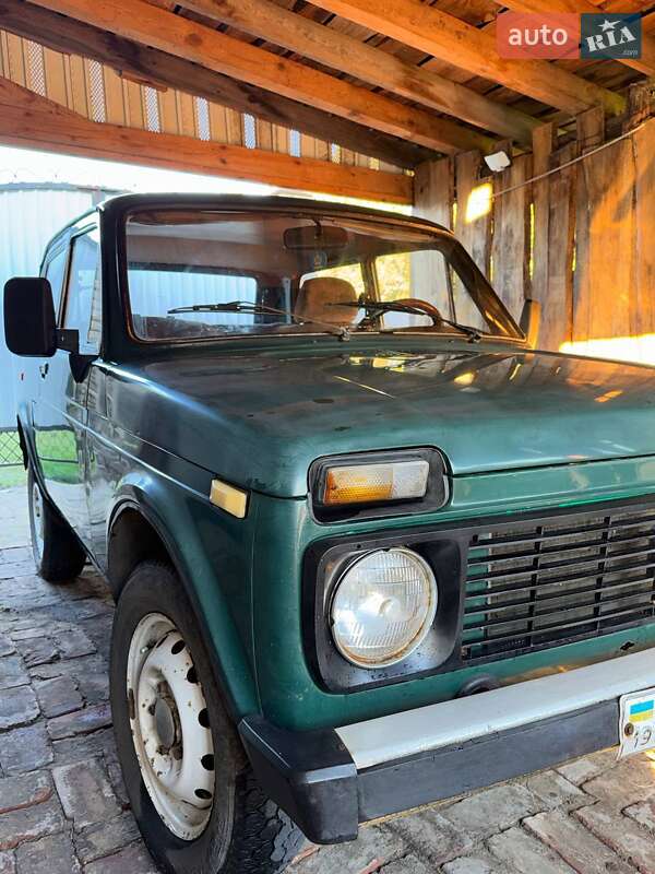 Внедорожник / Кроссовер ВАЗ / Lada 2121 Нива 1982 в Тростянце