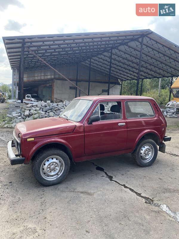 Внедорожник / Кроссовер ВАЗ / Lada 2121 Нива 1985 в Хмельницком