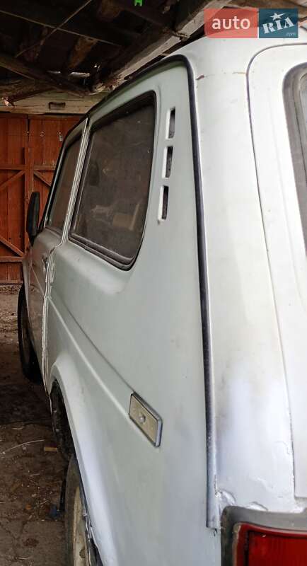 Позашляховик / Кросовер ВАЗ / Lada 2121 Нива 1993 в Коростені фото 3 Позашляховик / Кросовер ВАЗ / Lada 2121 Нива 1993 в Коростені