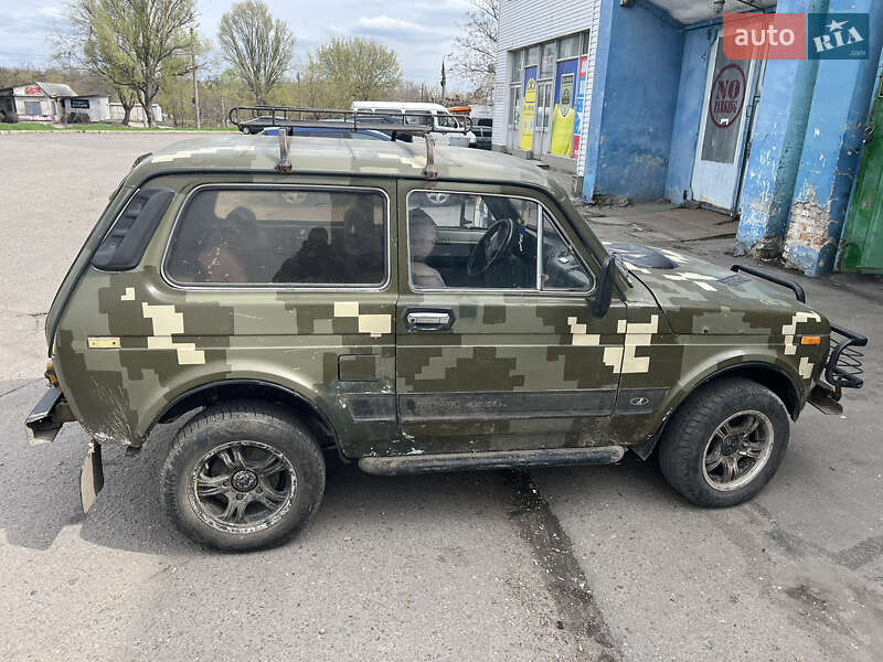 Позашляховик / Кросовер ВАЗ / Lada 2121 Нива 1990 в Запоріжжі