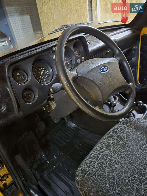 Внедорожник / Кроссовер ВАЗ / Lada 2121 Нива 1982 в Харькове