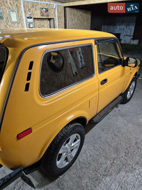 Внедорожник / Кроссовер ВАЗ / Lada 2121 Нива 1982 в Харькове