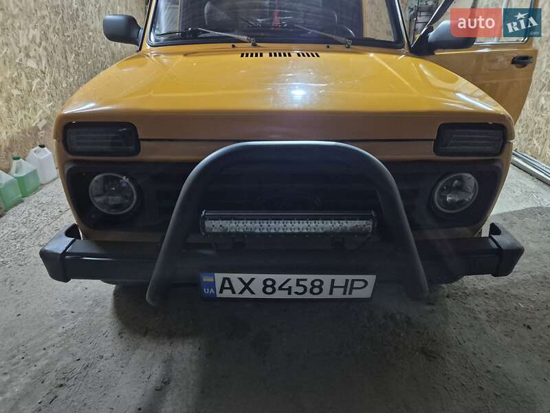 Внедорожник / Кроссовер ВАЗ / Lada 2121 Нива 1982 в Харькове
