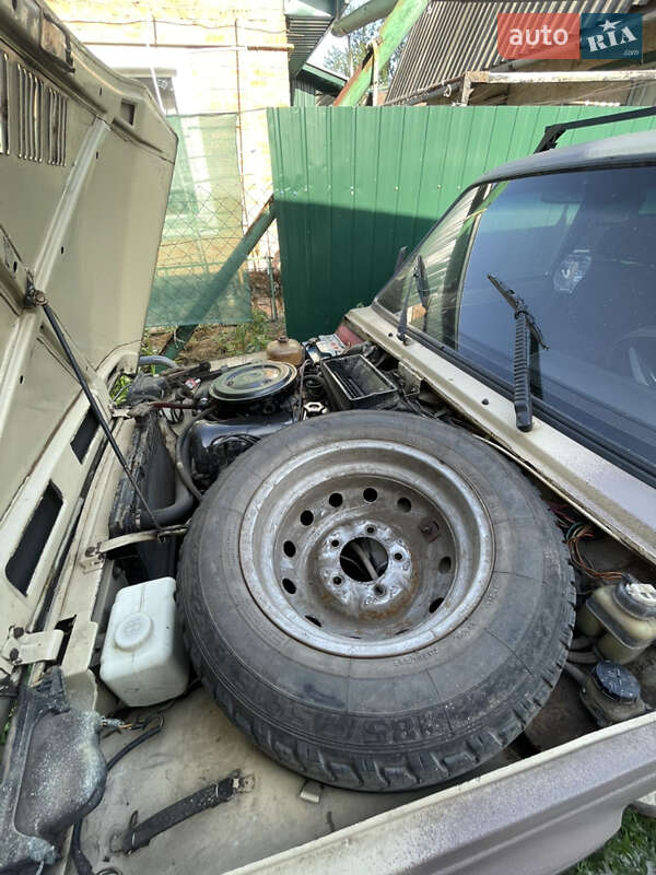 Позашляховик / Кросовер ВАЗ / Lada 2121 Нива 1990 в Полтаві