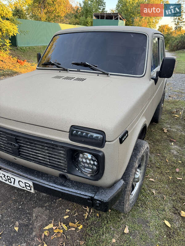 Позашляховик / Кросовер ВАЗ / Lada 2121 Нива 1985 в Новоархангельську фото 2 Позашляховик / Кросовер ВАЗ / Lada 2121 Нива 1985 в Новоархангельську