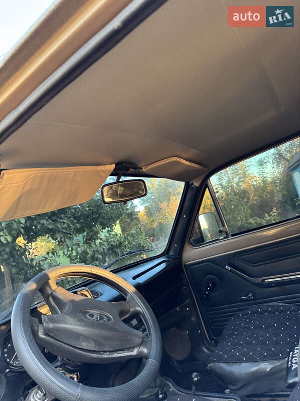 Позашляховик / Кросовер ВАЗ / Lada 2121 Нива 1985 в Новоархангельську фото 16 Позашляховик / Кросовер ВАЗ / Lada 2121 Нива 1985 в Новоархангельську