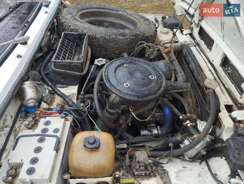 Внедорожник / Кроссовер ВАЗ / Lada 2121 Нива 1986 в Хороле