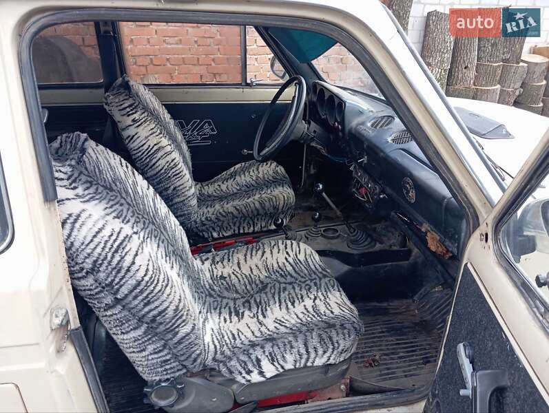 Внедорожник / Кроссовер ВАЗ / Lada 2121 Нива 1988 в Горохове фото 7 Внедорожник / Кроссовер ВАЗ / Lada 2121 Нива 1988 в Горохове