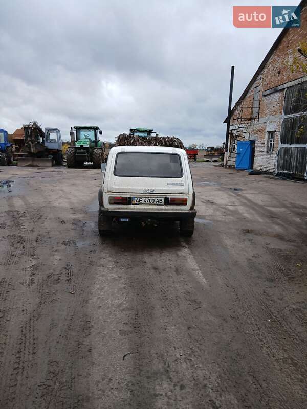 Позашляховик / Кросовер ВАЗ / Lada 2121 Нива 1985 в Броварах