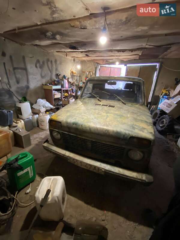 Позашляховик / Кросовер ВАЗ / Lada 2121 Нива 1992 в Великій Олександрівці