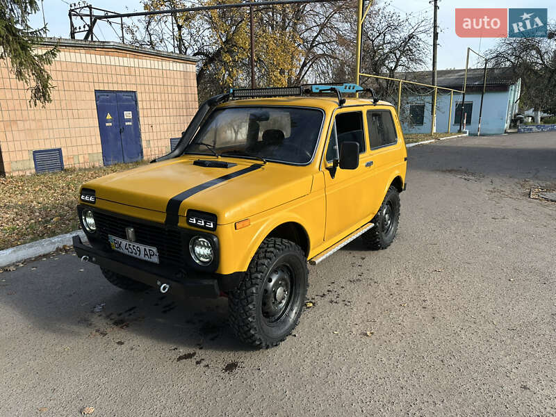 Внедорожник / Кроссовер ВАЗ / Lada 2121 Нива 1984 в Ровно фото 6 Внедорожник / Кроссовер ВАЗ / Lada 2121 Нива 1984 в Ровно