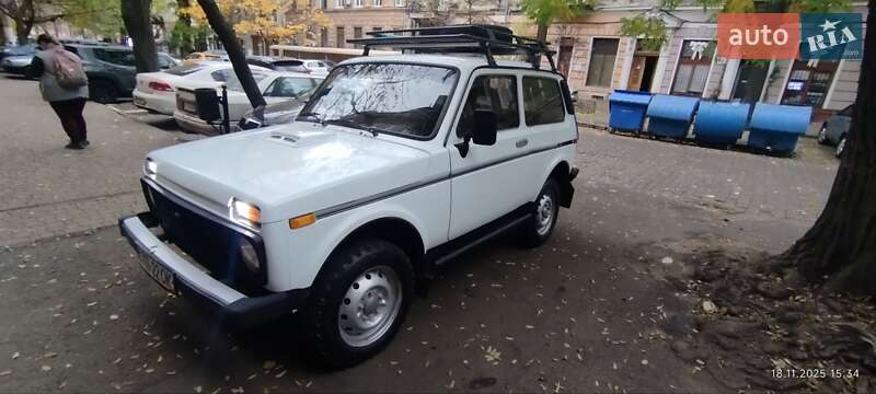 Внедорожник / Кроссовер ВАЗ / Lada 2121 Нива 1986 в Одессе фото 3 Внедорожник / Кроссовер ВАЗ / Lada 2121 Нива 1986 в Одессе