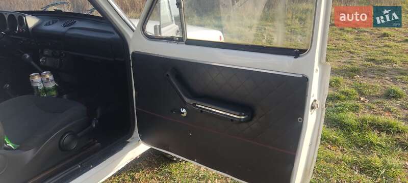 Внедорожник / Кроссовер ВАЗ / Lada 2121 Нива 1982 в Черновцах фото 9 Внедорожник / Кроссовер ВАЗ / Lada 2121 Нива 1982 в Черновцах
