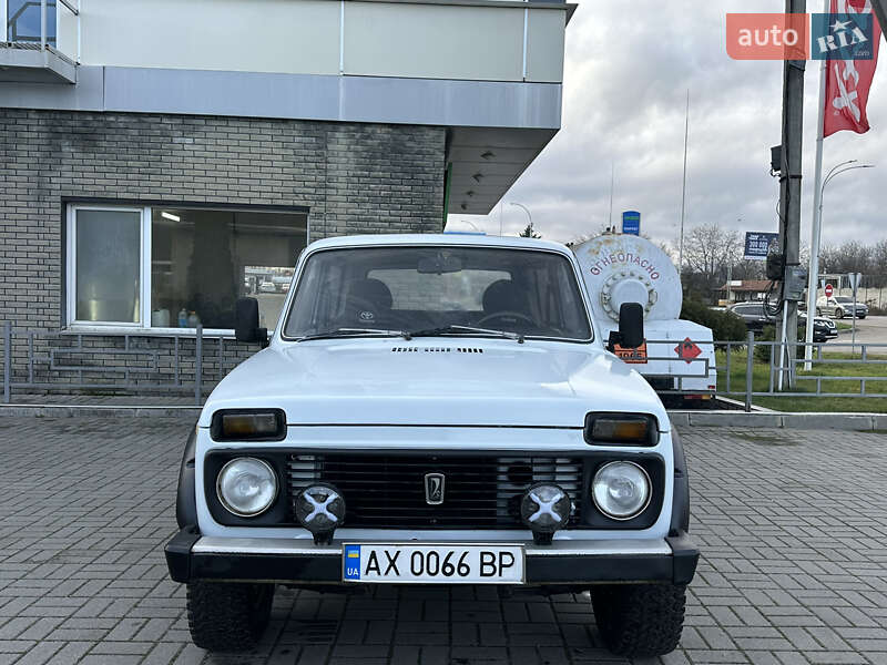 Внедорожник / Кроссовер ВАЗ / Lada 2121 Нива 1988 в Харькове