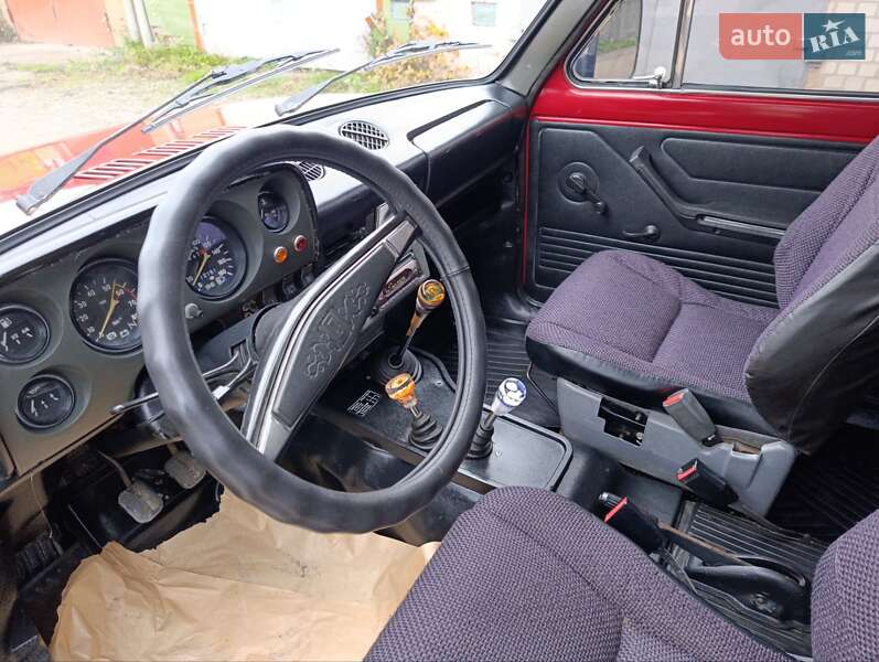 Внедорожник / Кроссовер ВАЗ / Lada 2121 Нива 1992 в Черкассах фото 15 Внедорожник / Кроссовер ВАЗ / Lada 2121 Нива 1992 в Черкассах