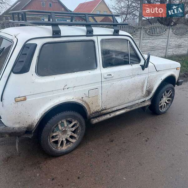 Внедорожник / Кроссовер ВАЗ / Lada 2121 Нива 1991 в Житомире фото 2 Внедорожник / Кроссовер ВАЗ / Lada 2121 Нива 1991 в Житомире
