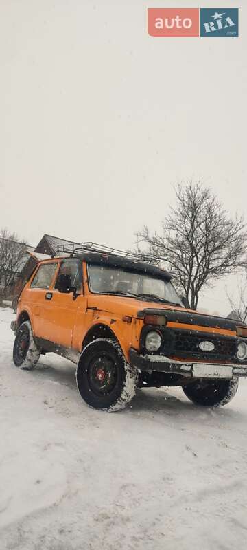 Внедорожник / Кроссовер ВАЗ / Lada 2121 Нива 1986 в Буковеле фото Внедорожник / Кроссовер ВАЗ / Lada 2121 Нива 1986 в Буковеле