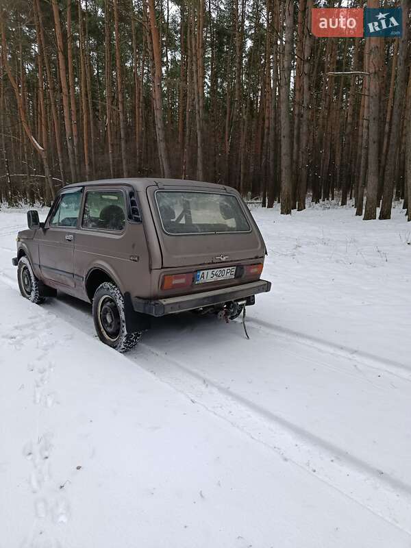 Позашляховик / Кросовер ВАЗ / Lada 2121 Нива 1982 в Згурівці