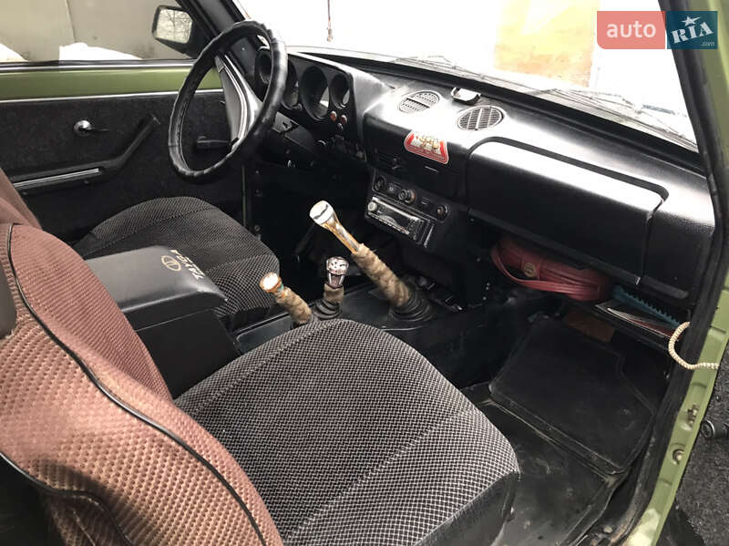 Позашляховик / Кросовер ВАЗ / Lada 2121 Нива 1982 в Недригайліву