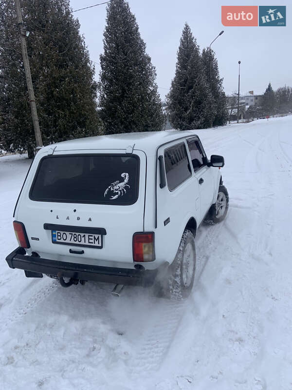 Внедорожник / Кроссовер ВАЗ / Lada 2121 Нива 1992 в Бучаче фото 5 Внедорожник / Кроссовер ВАЗ / Lada 2121 Нива 1992 в Бучаче