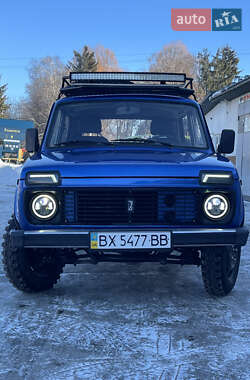 Внедорожник / Кроссовер ВАЗ 2121 Нива 1983 в Волочиске