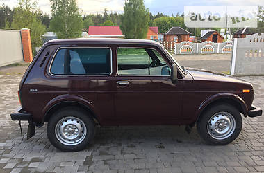 Хэтчбек ВАЗ / Lada 21213 Niva 2002 в Олевске