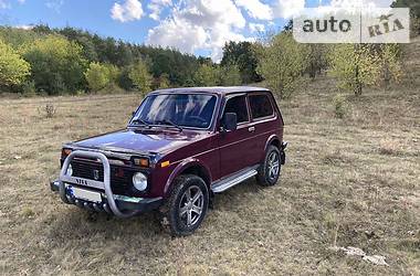 Внедорожник / Кроссовер ВАЗ / Lada 21213 Niva 2003 в Чечельнике