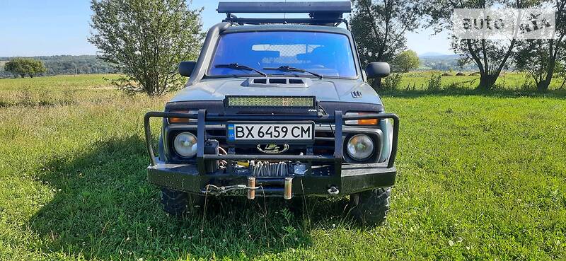 Внедорожник / Кроссовер ВАЗ / Lada 21213 Niva 2004 в Богородчанах