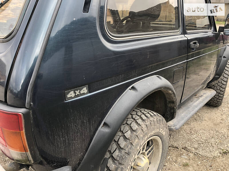 Внедорожник / Кроссовер ВАЗ / Lada 21213 Niva 2002 в Шумске