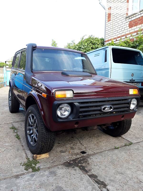 Внедорожник / Кроссовер ВАЗ / Lada 21213 Niva 2004 в Добровеличковке