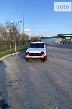 Внедорожник / Кроссовер ВАЗ / Lada 21213 Niva 2003 в Залещиках