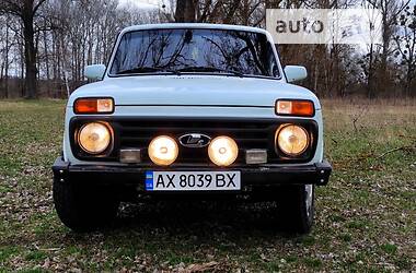 Внедорожник / Кроссовер ВАЗ / Lada 21213 Niva 2002 в Гадяче