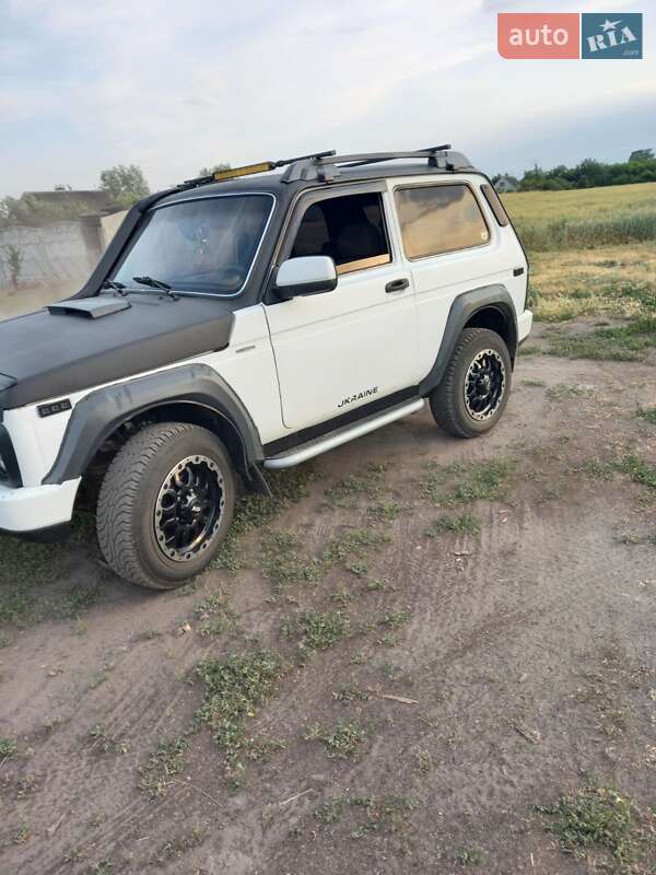 Внедорожник / Кроссовер ВАЗ / Lada 21213 Niva 1995 в Козельщине