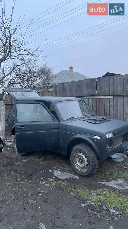 Позашляховик / Кросовер ВАЗ / Lada 21213 Niva 1986 в Переяславі