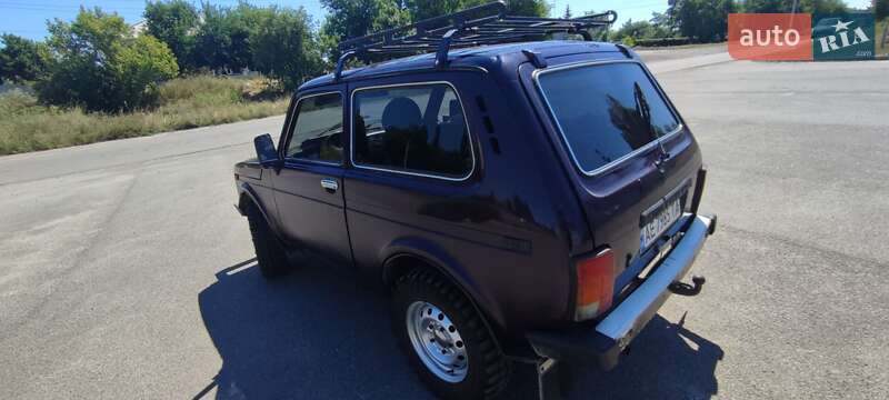 Позашляховик / Кросовер ВАЗ / Lada 21213 Niva 2000 в Новомосковську