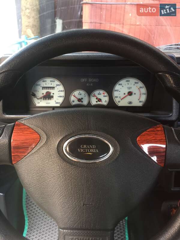 Внедорожник / Кроссовер ВАЗ / Lada 21213 Niva 1998 в Киеве