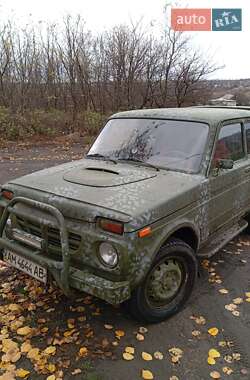 Внедорожник / Кроссовер ВАЗ / Lada 21213 Niva 2004 в Мирнограде