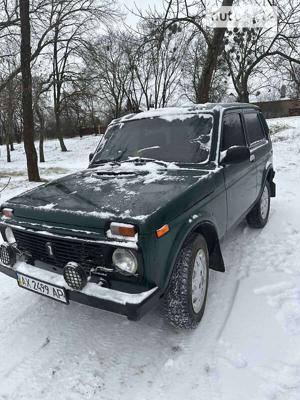 Позашляховик / Кросовер ВАЗ / Lada 21213 Niva 1999 в Чугуєві